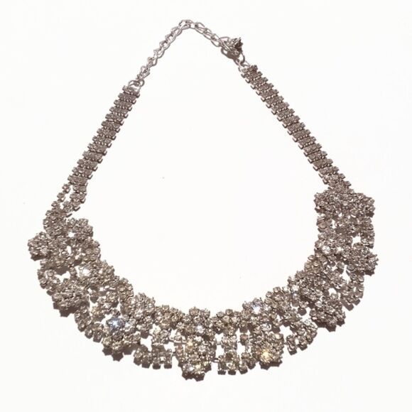 Silver Tone Ornate Prong Set Clear Rhinestone Choker Necklace - Picture 4 of 7